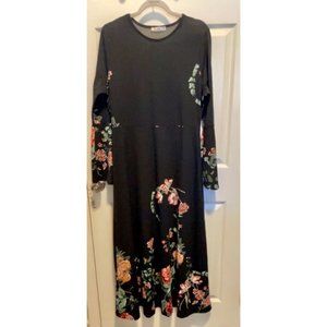 Tavin Women's Black Floral Printed Long Sleeve Smocked Waist Maxi Dress Size 12